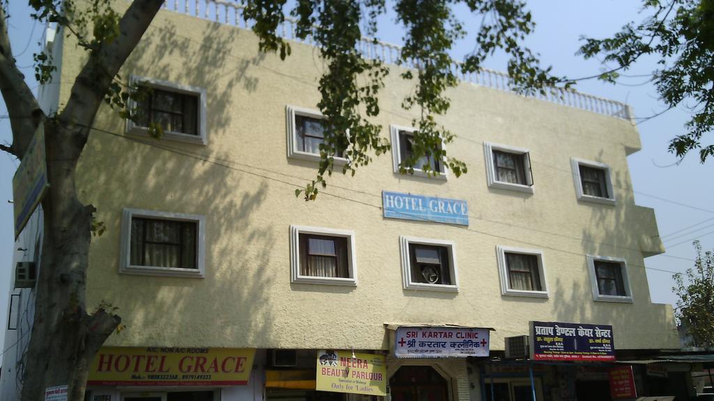 Hotel Grace Agra  Esterno foto