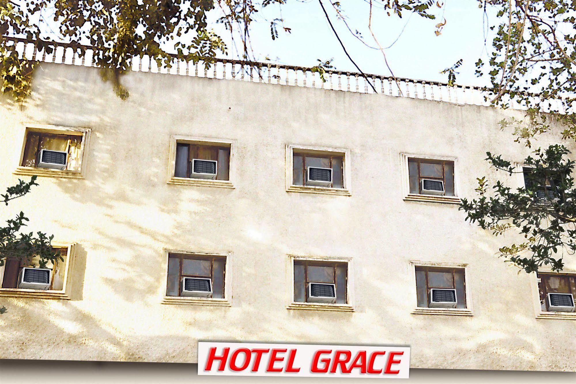 Hotel Grace Agra  Esterno foto